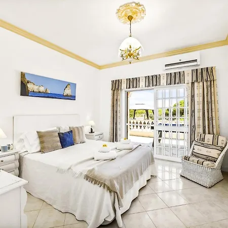 Villa Vale Martins By Plus Olhos de Agua (Albufeira)